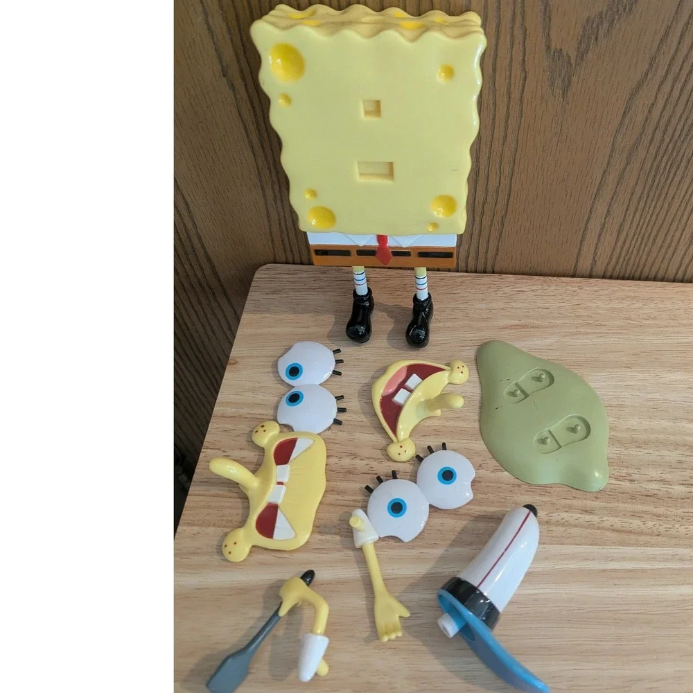 Vintage SpongeBob SquarePants Action Figure Interchangeable Faces 2002  Viacom